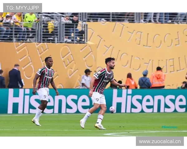 多特蒙德进攻犀利与防守失衡并存,近期表现稳定性面临考验 多特蒙德进攻犀利与防守失衡并存,近期表现稳定性面临考验